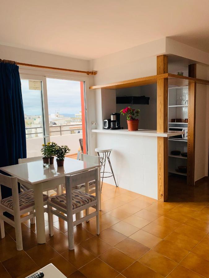 Apartamentos Ebusus Santa Eularia des Riu Kültér fotó